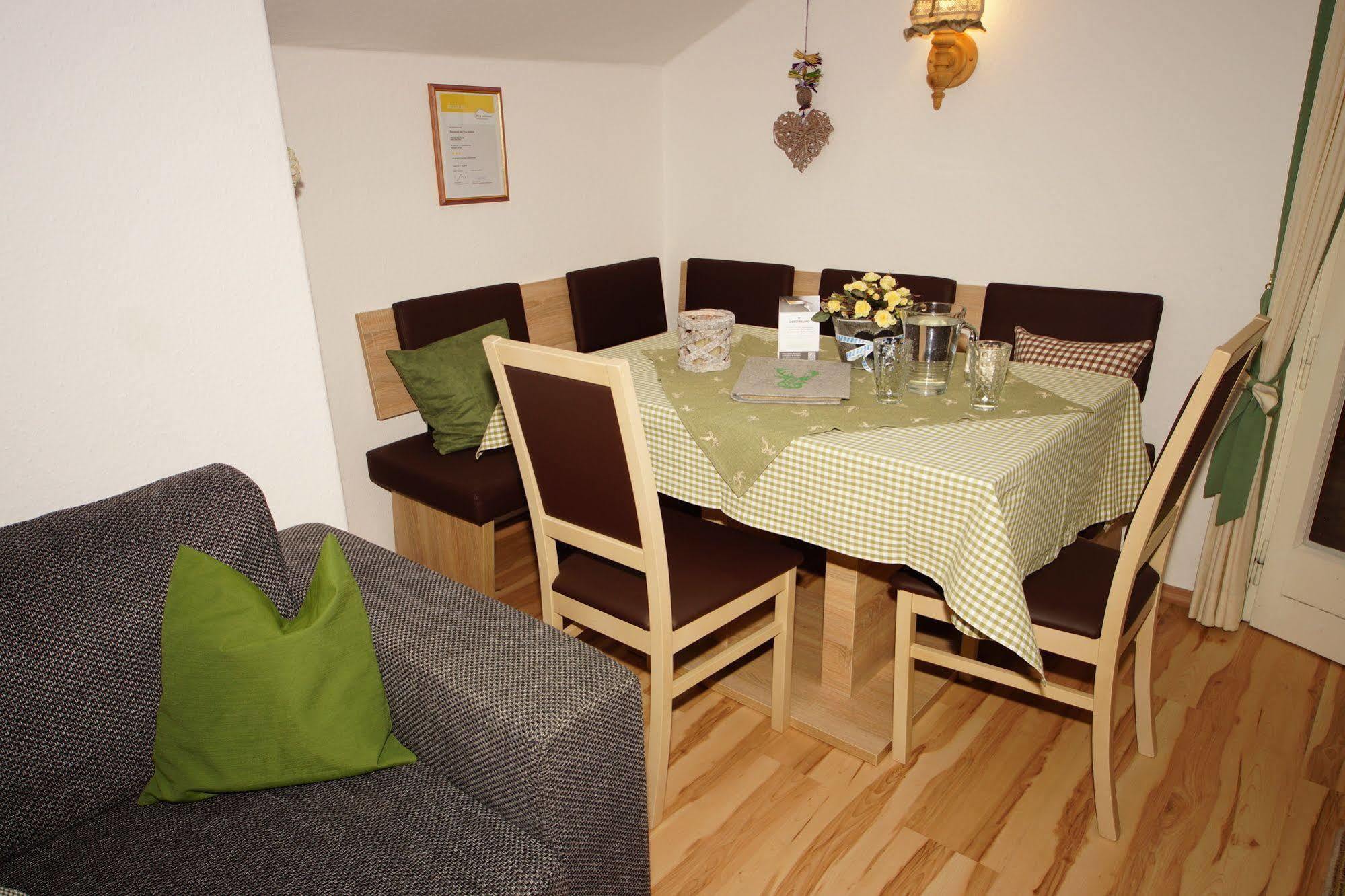 Ferienwohnung Johannesklause มิทเทนวัลด์ ภายนอก รูปภาพ